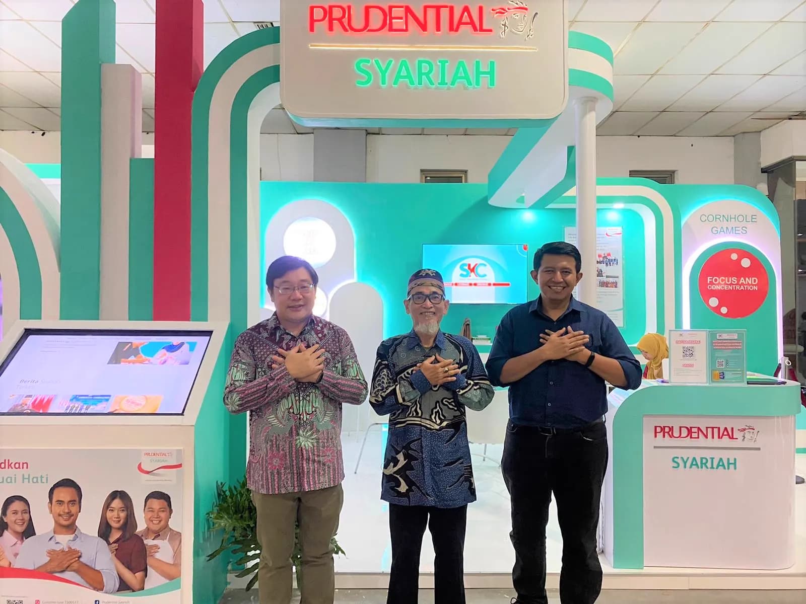 Booth exhibitor Prudential Syariah di Jogja Halal Fest